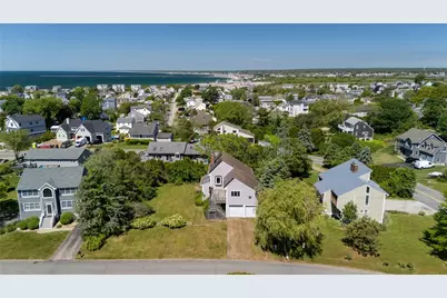 39 White Swan Drive, Narragansett, RI 02882 - Photo 2