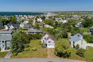 39 White Swan Dr, Narragansett, RI 02882 - Photo 2