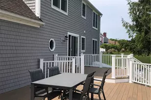 135 Spring Hill Rd, Portsmouth, RI 02871 - Photo 8