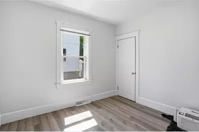 1009 Willett Avenue, East Providence, RI 02915 - Photo 18