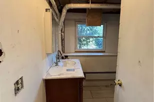 1 Edgewood Ave, Hopkinton, RI 02804 - Photo 34
