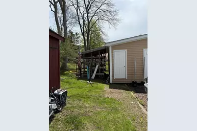 1 Edgewood Avenue, Hopkinton, RI 02804 - Photo 6