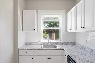 903 Roosevelt Ave, Pawtucket, RI 02860 - Photo 6