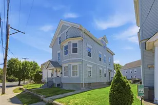 903 Roosevelt Ave, Pawtucket, RI 02860 - Photo 2