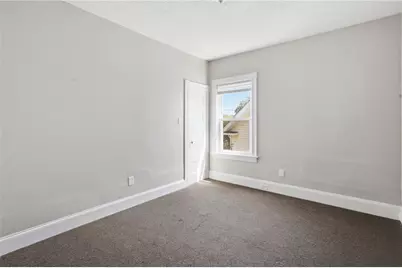 903 Roosevelt Avenue, Pawtucket, RI 02860 - Photo 12