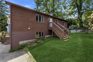 1310 Douglas Ave, North Providence, RI 02904 - Photo 38