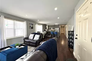 171 N Bend St, Pawtucket, RI 02860 - Photo 4