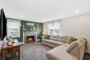 169 Cady Ave, Warwick, RI 02889 - Photo 6
