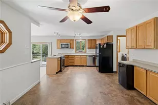 655 Saugatucket Rd, South Kingstown, RI 02879 - Photo 12