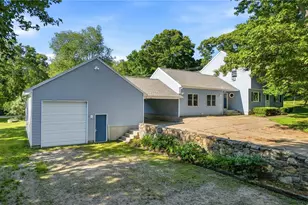 655 Saugatucket Rd, South Kingstown, RI 02879 - Photo 4