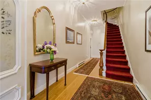 249 Hope St, Bristol, RI 02809 - Photo 8