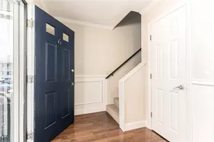 169 Courtland St, Providence, RI 02909 - Photo 2