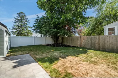 21 Russell Avenue, Newport, RI 02840 - Photo 38