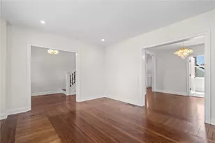 21 Russell Ave, Newport, RI 02840 - Photo 10