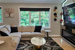 53 Herbert St, Providence, RI 02909 - Photo 4