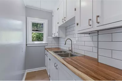 428 9th Avenue, Woonsocket, RI 02895 - Photo 20