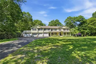 71 Rolling Hill Dr, Exeter, RI 02822 - Photo 2