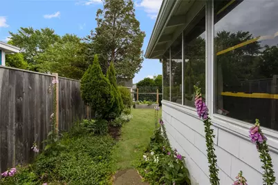 65 King Phillip Street, Portsmouth, RI 02871 - Photo 36