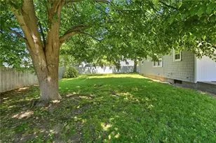 5 Lee Dr, Warren, RI 02885 - Photo 4
