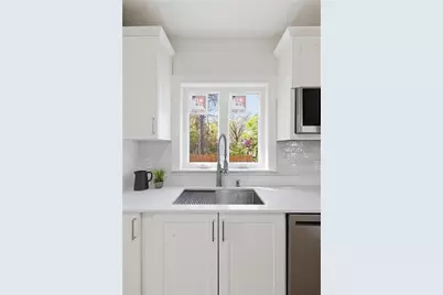 35 Myra Street, Providence, RI 02909 - Photo 10