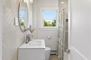 35 Myra St, Providence, RI 02909 - Photo 12