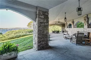 127 Harrison Ave, Newport, RI 02840 - Photo 6