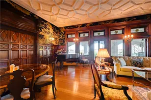 127 Harrison Ave, Newport, RI 02840 - Photo 10