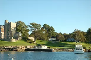 127 Harrison Ave, Newport, RI 02840 - Photo 4