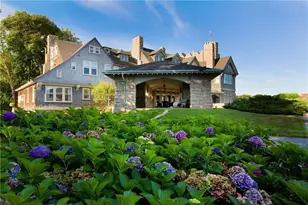 127 Harrison Ave, Newport, RI 02840 - Photo 22