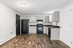 555 Diamond Hill Rd, Woonsocket, RI 02895 - Photo 4