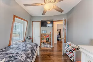 27 Cliffdale Ave, Cranston, RI 02905 - Photo 16