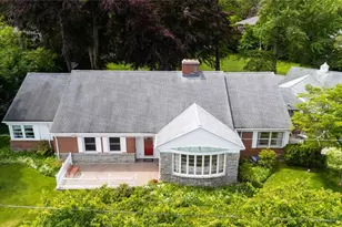 133 Tupelo Hill Dr, Cranston, RI 02920 - Photo 4