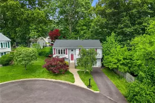 1 Jared Ct, North Providence, RI 02911 - Photo 2