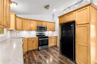 1 Jared Ct, North Providence, RI 02911 - Photo 6