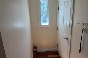 132 Elton St, Providence, RI 02906 - Photo 4