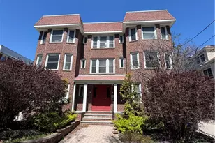 132 Elton St, Providence, RI 02906 - Photo 1
