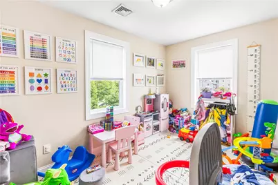 172 Baker Street, Providence, RI 02905 - Photo 16