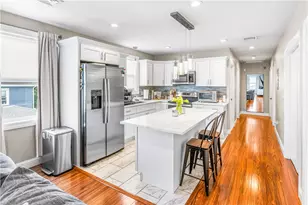 172 Baker St, Providence, RI 02905 - Photo 26
