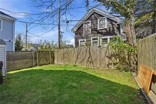 8 Mann Ave, Newport, RI 02840 - Photo 26