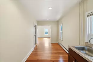 8 Mann Ave, Newport, RI 02840 - Photo 10