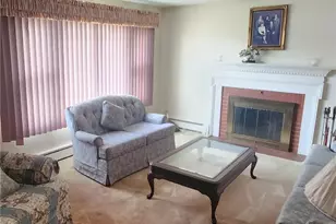 14 Cavalcade Blvd, Johnston, RI 02919 - Photo 6