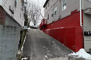 876 Douglas Ave, Providence, RI 02908 - Photo 14