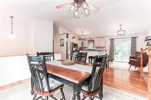 180 Mesa Dr, North Kingstown, RI 02852 - Photo 8