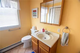 25 Sycamore Dr, Westerly, RI 02891 - Photo 10