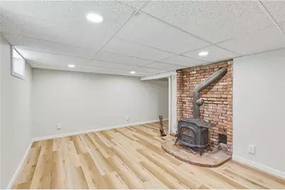 3 Sundale Road, Cranston, RI 02921 - Photo 32