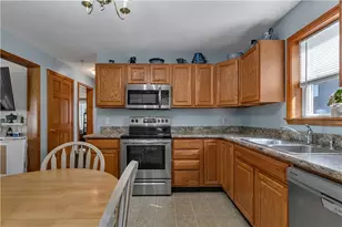 815 Elm St, Woonsocket, RI 02895 - Photo 18