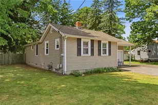 351 Maple St, Warwick, RI 02888 - Photo 28