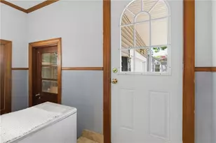 351 Maple St, Warwick, RI 02888 - Photo 18
