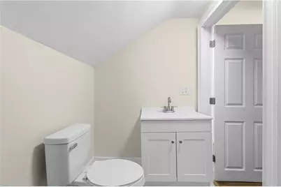 195 Bellevue Avenue, Providence, RI 02907 - Photo 24