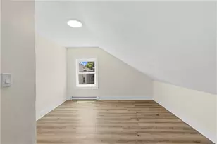 195 Bellevue Ave, Providence, RI 02907 - Photo 22